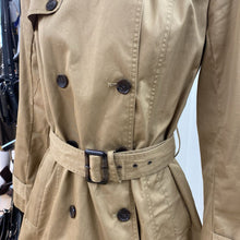 Load image into Gallery viewer, Banana Republic (outlet) trench coat S

