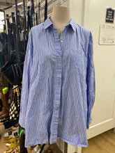 Load image into Gallery viewer, Contemporaine striped button down top XXL
