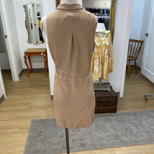 Load image into Gallery viewer, Banana Republic dress 10
