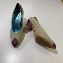 Load image into Gallery viewer, Lovely People suede/leather heels 7
