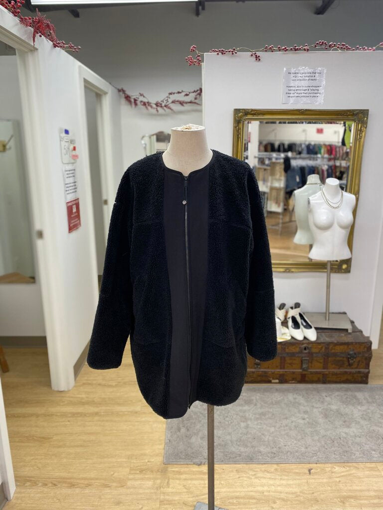 Lululemon teddy coat 8
