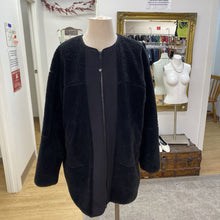 Load image into Gallery viewer, Lululemon teddy coat 8
