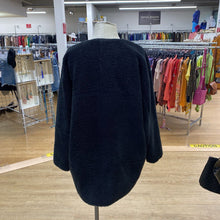 Load image into Gallery viewer, Lululemon teddy coat 8
