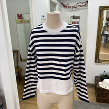 Load image into Gallery viewer, Tristan striped sweater M
