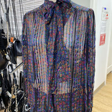 Load image into Gallery viewer, Made in Korea vintage silk top/skirt set 14
