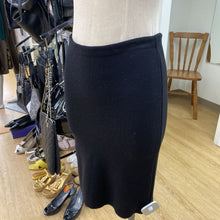 Load image into Gallery viewer, Prada knit skirt 42
