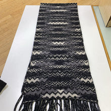 Load image into Gallery viewer, Fabiana Filippi sequin detail scarf
