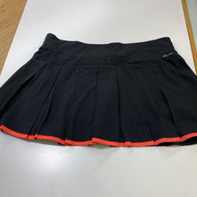 Load image into Gallery viewer, Nike Sportswear tennis skort L

