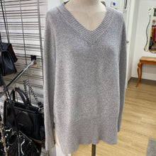 Load image into Gallery viewer, Liviana Conti metallic detail sweater M
