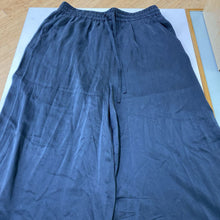 Load image into Gallery viewer, Joie (Outlet) silk pull on pants L

