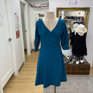 Eve Gravel cross over dress L
