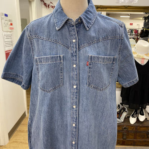 Levis denim dress M