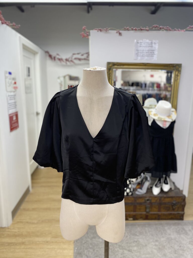 RW&CO puff sleeve satin top NWT XL