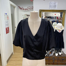Load image into Gallery viewer, RW&amp;CO puff sleeve satin top NWT XL
