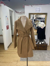 Load image into Gallery viewer, Babaton Connor Coat M
