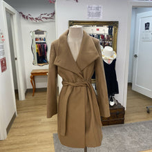 Load image into Gallery viewer, Babaton Connor Coat M
