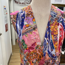 Load image into Gallery viewer, Santostefano Silk vintage vest S
