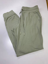 Load image into Gallery viewer, Lululemon jogger style pants 8
