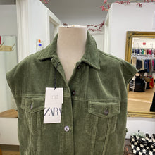 Load image into Gallery viewer, Zara corduroy vest S
