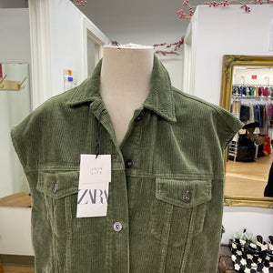 Zara corduroy vest S