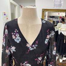 Load image into Gallery viewer, Banana Republic floral maxi dress 2
