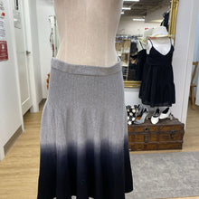 Load image into Gallery viewer, Carmen ombre knit skirt L
