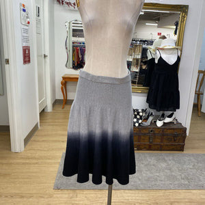 Carmen ombre knit skirt L