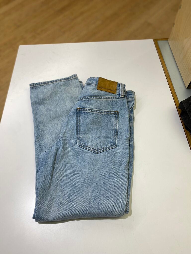 Denim Forum The Joni High Rise Loose jeans 24