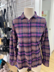 Woolrich cotton button up M