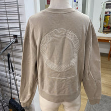 Load image into Gallery viewer, KOTN embroidered back sweatshirt M
