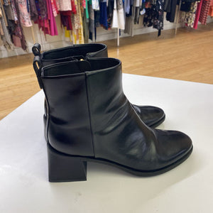 Tory Burch leather ankle boots 10.5