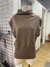 Club Monaco wool sleeveless sweater M
