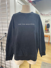 Load image into Gallery viewer, KOTN crewneck sweater M

