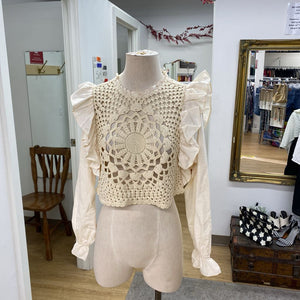 Zara crochet detail top L