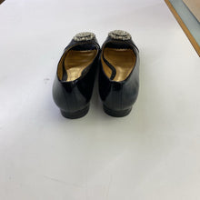 Load image into Gallery viewer, Hale Bob shoes 7.5
