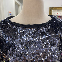 Load image into Gallery viewer, Dynamite sequin top S
