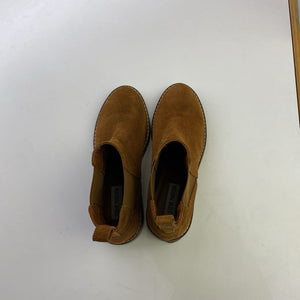 Steve Madden suede boots 7