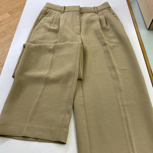 Aritzia effortless pants 8 NWT