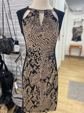 Load image into Gallery viewer, Joseph Ribkoff fitted dress 6
