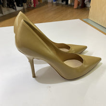 Load image into Gallery viewer, Christian Dior Pumps 39
