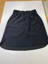 Load image into Gallery viewer, Lululemon skirt 6
