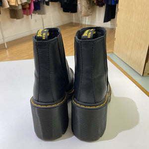 Dr. Martens pull on boots 10