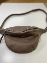 Load image into Gallery viewer, Kate Spade belt bag
