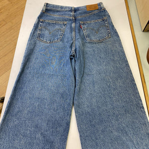 Levis Ribcage Pleated Crop jeans 26