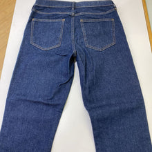 Load image into Gallery viewer, Gap Vintage Slim Mid Rise jeans NWT 6
