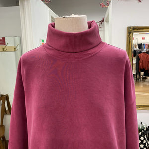 Lululemon sweater 6