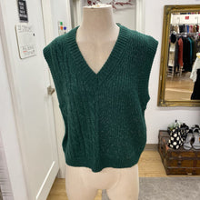 Load image into Gallery viewer, Twik/Simons knit vest M
