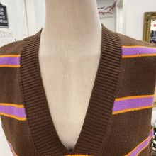Load image into Gallery viewer, Twik/Simons knit vest M
