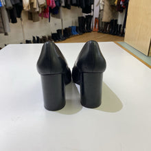 Load image into Gallery viewer, Tory Burch pumps 5.5
