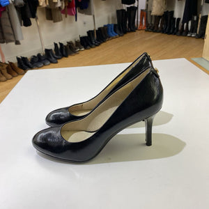 Michael Kors pumps 7